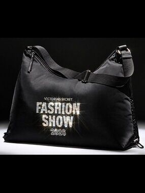VICTORIA’S SECRET FASHION SHOW 2026 SEQUIN BLING LOGO NYLON SHOULDER BAG NEW!